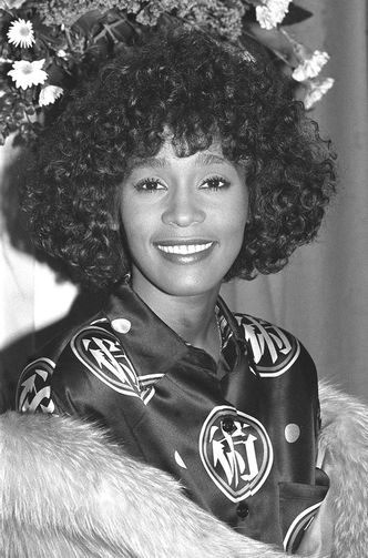 Whitney Houston nie żyje. Wiele gwiazd na pogrzebie