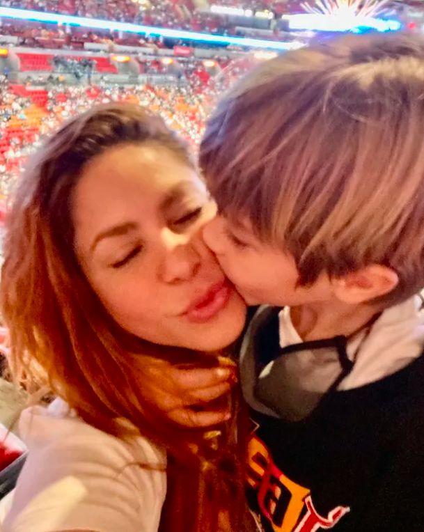 Shakira i Gerard Pique dzielą majątek. Szykuje się sądowa walka o dzieci? 