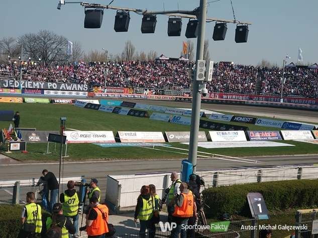 Stadion zapełnia się bardzo szybko