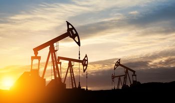 Kolejka po 63 mld dol. Koncerny z USA śledzą ceny ropy i zacierają ręce