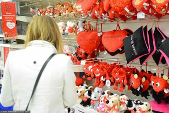 Prezent na walentynki. Co kupują Polacy?