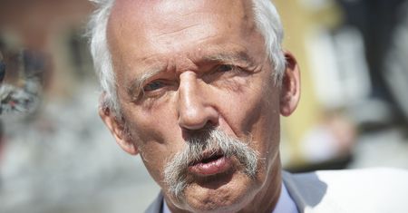 PSL nie powinno być zarejestrowane jako partia?