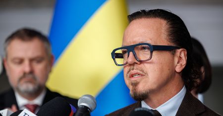 Polskie wsparcie dla Ukrainy. Szef MAP ujawnił, o jakich pieniądzach mowa