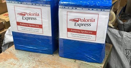 Wybory 2020. Polonia nie poddaje się. Wolontariusze dowiozą spóźnione pakiety do konsulatów
