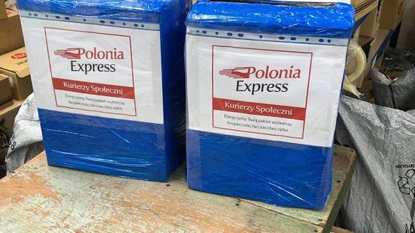 Wybory 2020. Wolontariusze zbierają pakiety wyborcze i dostarczają je osobiście do konsulatów