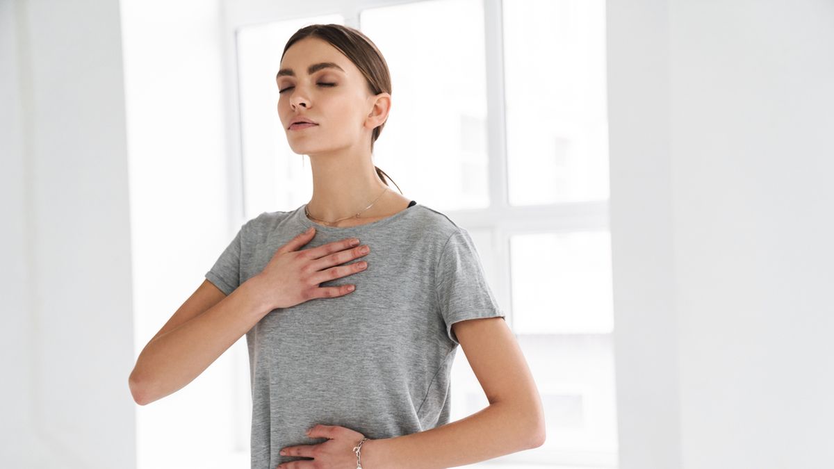 Płytki oddech może być wynikiem silnych emocji lub choroby.