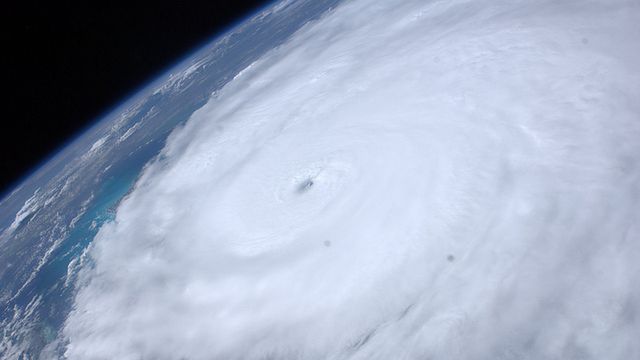 Tak wygląda huragan Irene widziany z kosmosu [wideo] 1