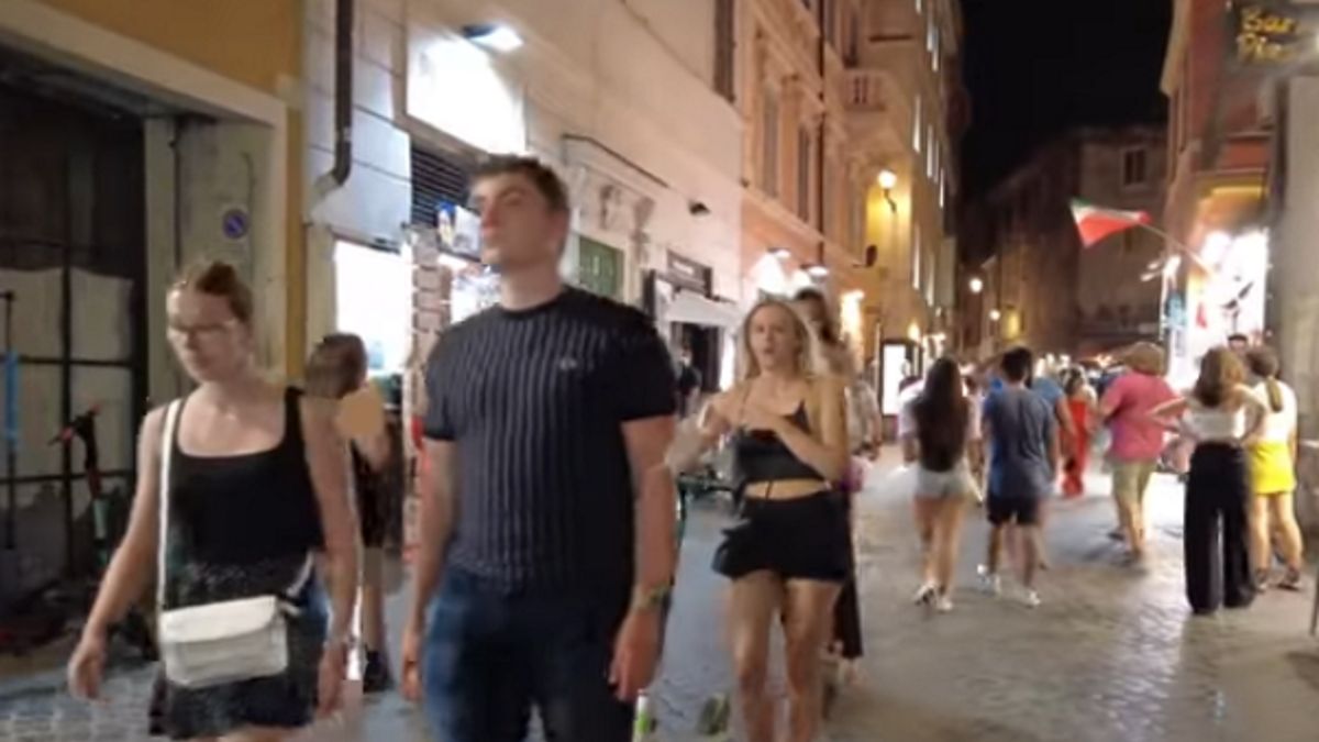 Jedna z włoskich ulic miesiąc temu