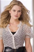 ''Replicas'': Keanu Reeves klonuje Alice Eve