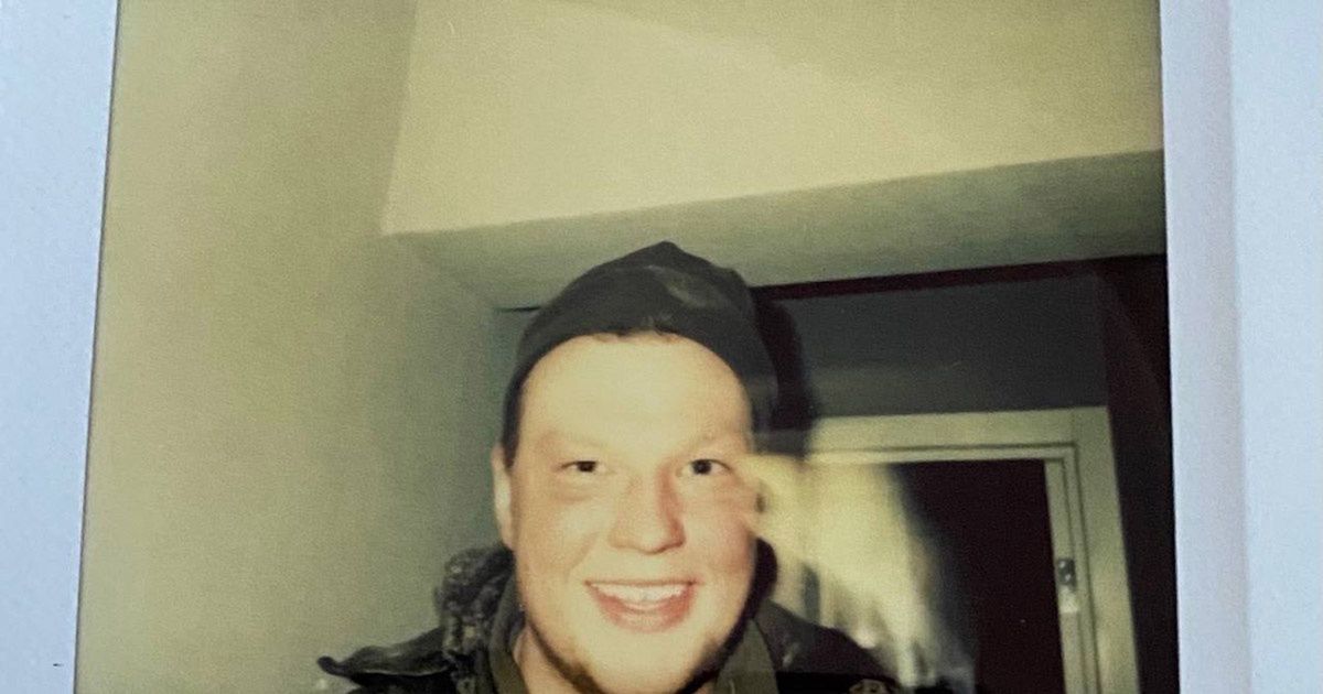 Selfie zrobione polaroidem przez rosyjskiego żołnierza 