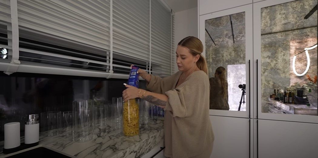 Andziaks pokazała spiżarnię