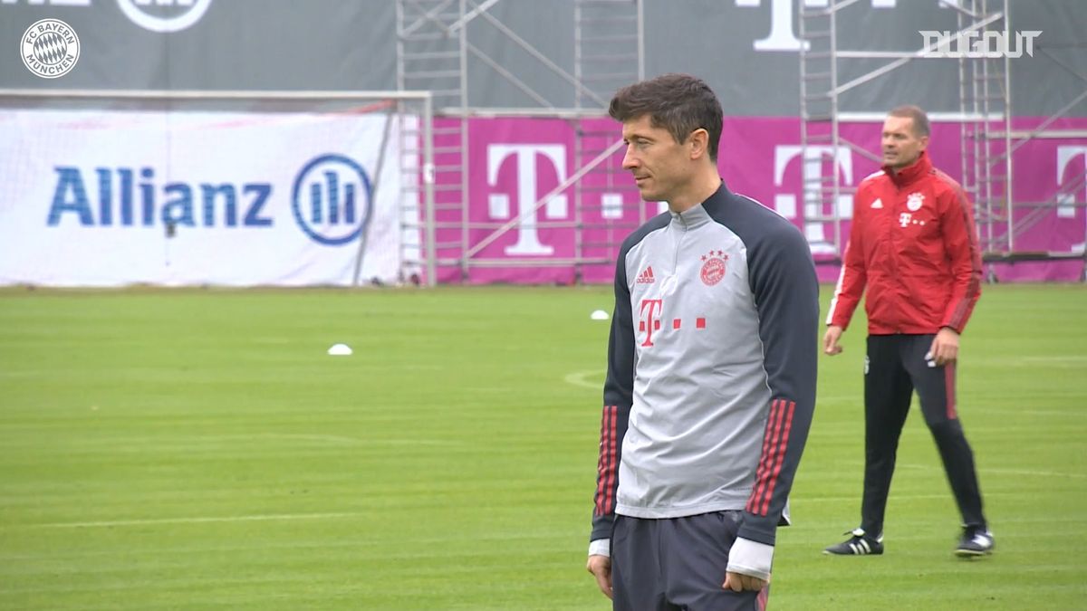 Materiały prasowe / Dugout / Robert Lewandowski na treningu