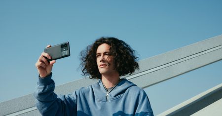 Premiera realme GT3. Smartfon, który naładujesz w 10 minut