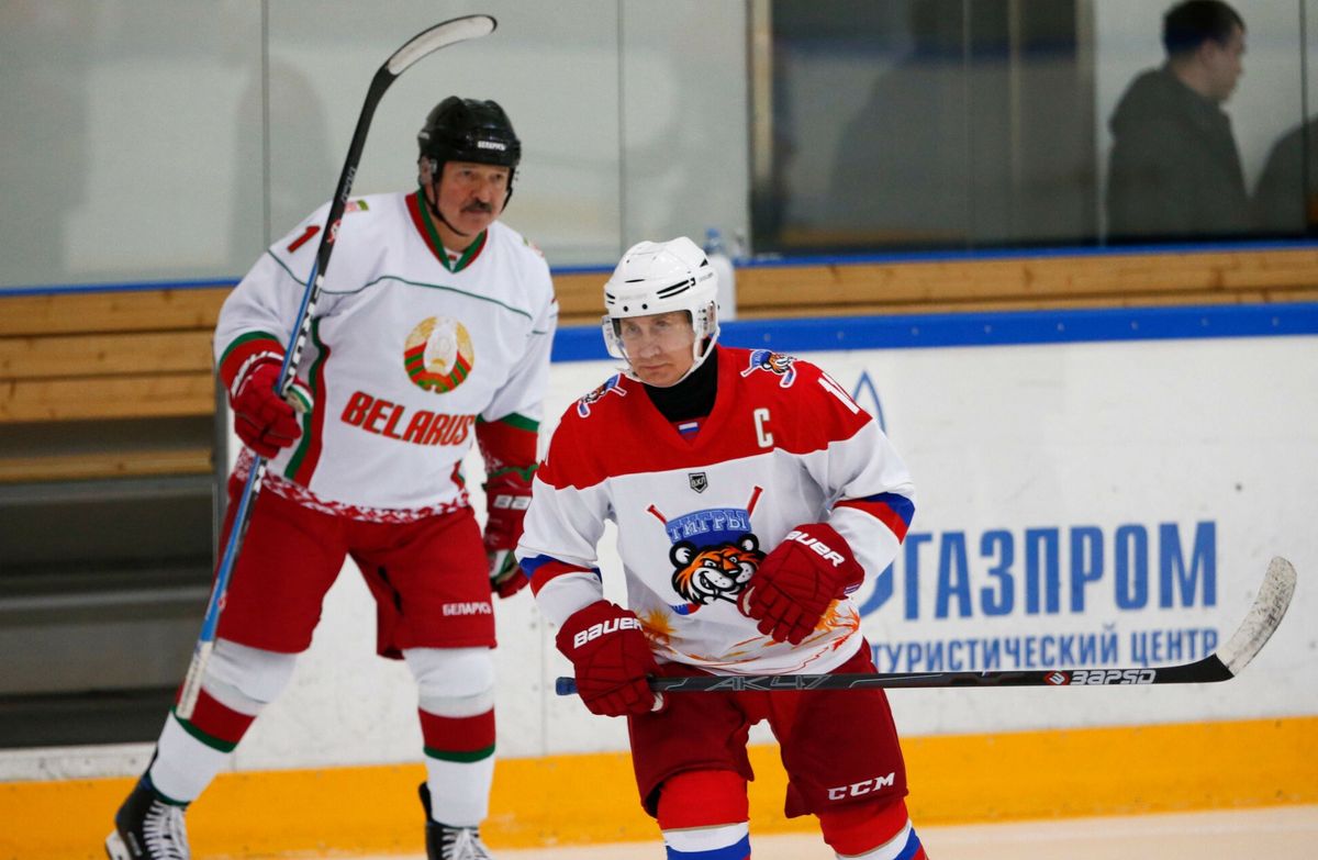 Putin i Łukaszenka w jednej drużynie hokeja. Oponentom nie dali szans 