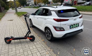Dodatni narkotest u 27-latka na hulajnodze. Pobrano krew do badań