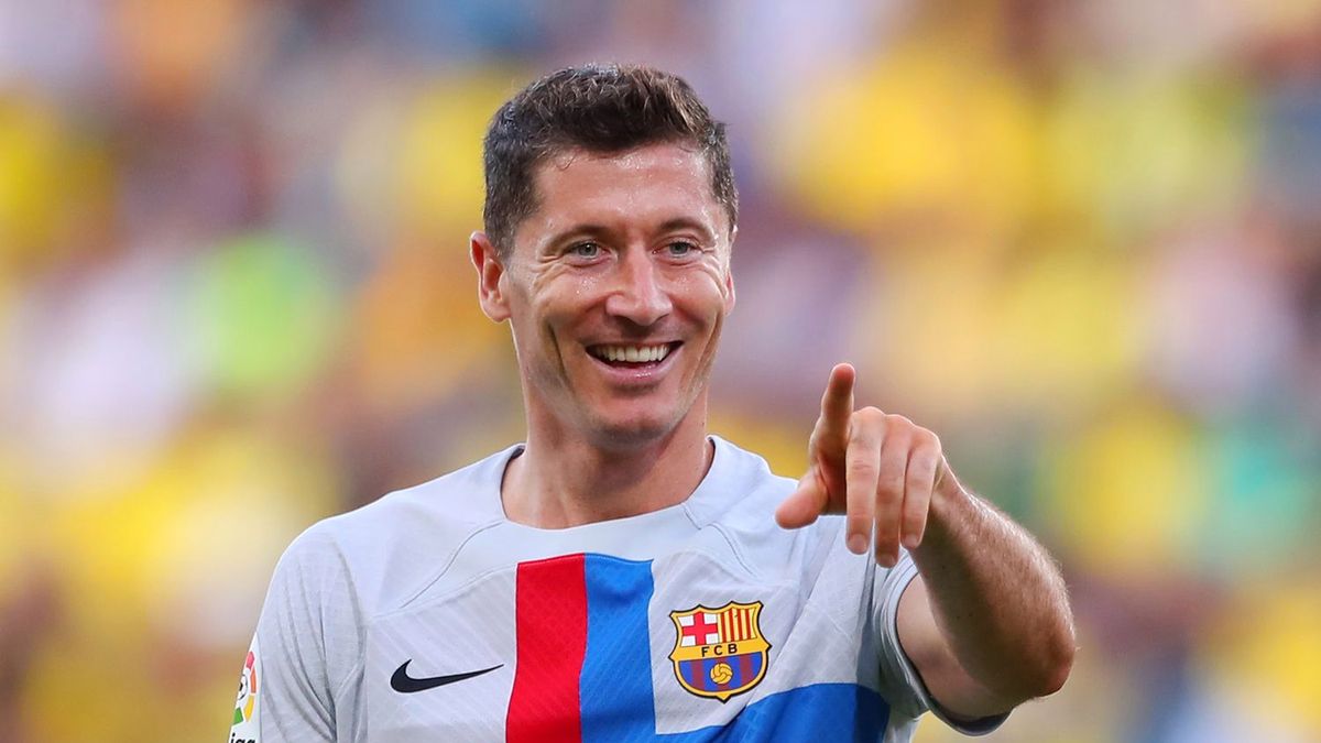 Zdjęcie okładkowe artykułu: Getty Images / Fran Santiago / Robert Lewandowski