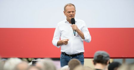 Tusk ujawni kulisy rozmów o rządzie? Wiemy, co padnie na wiecu w Jagodnie. Jednoznaczny sygnał