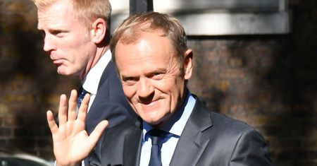 Tusk dostał podwyżkę. "Jego pensja wyniesie 140 tysięcy złotych miesięcznie"
