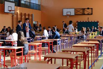 Nauczyciele mogą zastrajkować w ostatnim tygodniu przed świętami. Rodzice na gwałt szukają opieki dla dzieci