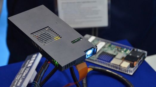 Najcieńszy na świecie, laserowy projektor Panasonica 1