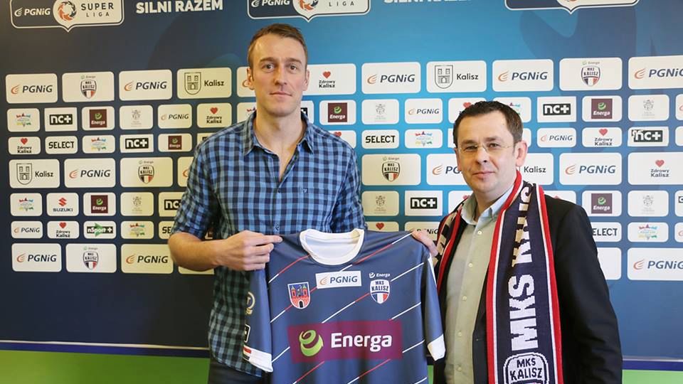 Materiały prasowe / Energa MKS Kalisz / Piotr Adamczak i prezes Błażej Wojtyła