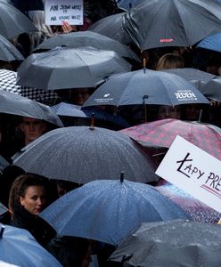 Statyści na protestach. Nieco inne spojrzenie na społeczne zrywy i manifestacje
