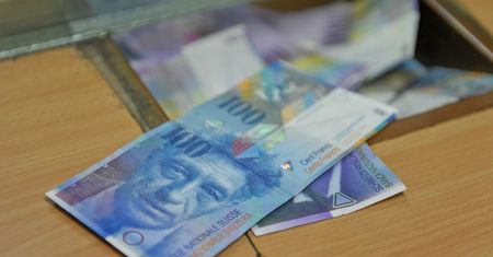 "Kurs sprawiedliwy". Komu opłaci się przewalutowanie?
