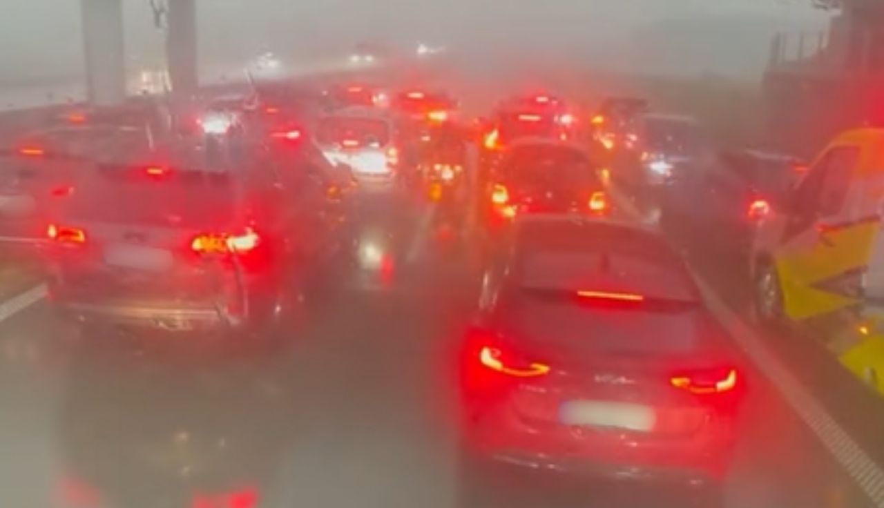 Sceny na S7. Auta nagle stanęły. Ludzie aż się gotują