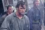''W samym sercu morza'': Chris Hemsworth walczy z żywiołem