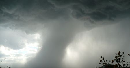 Pogoda. Trąba powietrzna nad Ustroniem Morskim. Są ranni, wśród nich dziecko