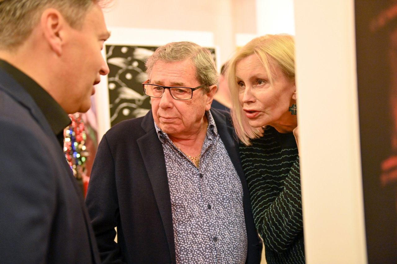 Agata, jedyna córka Janusza Gajosa i jego wnuk na zdjęciach. Uderzające podobieństwo do sławnego aktora
