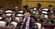 Aung San Suu Kyi oficjalnie w parlamencie