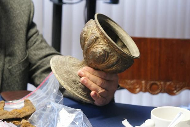 Skarby na "nielegalu". Samozwańczy archeolog z Wągrowca słono zapłaci za wykopaliska