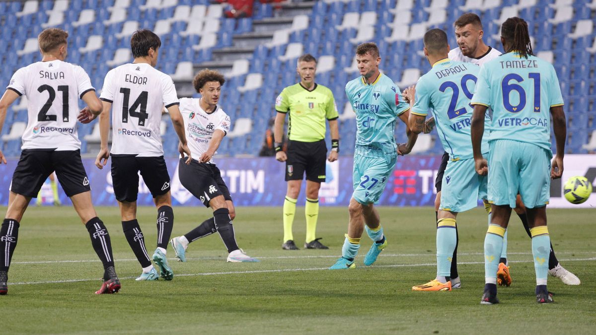 PAP/EPA / Emanuele Pennacchio / Baraż o pozostanie w Serie A: Spezia - Hellas