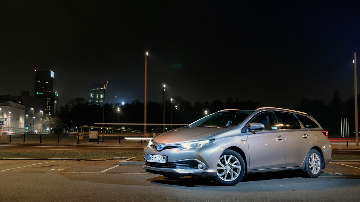 [h2][url=http://autokult.pl/27710,toyota-auris-touring-sports-hybrid-test-opinia-spalanie-cena]Przeczytaj test tego samochodu[/url[/h2]