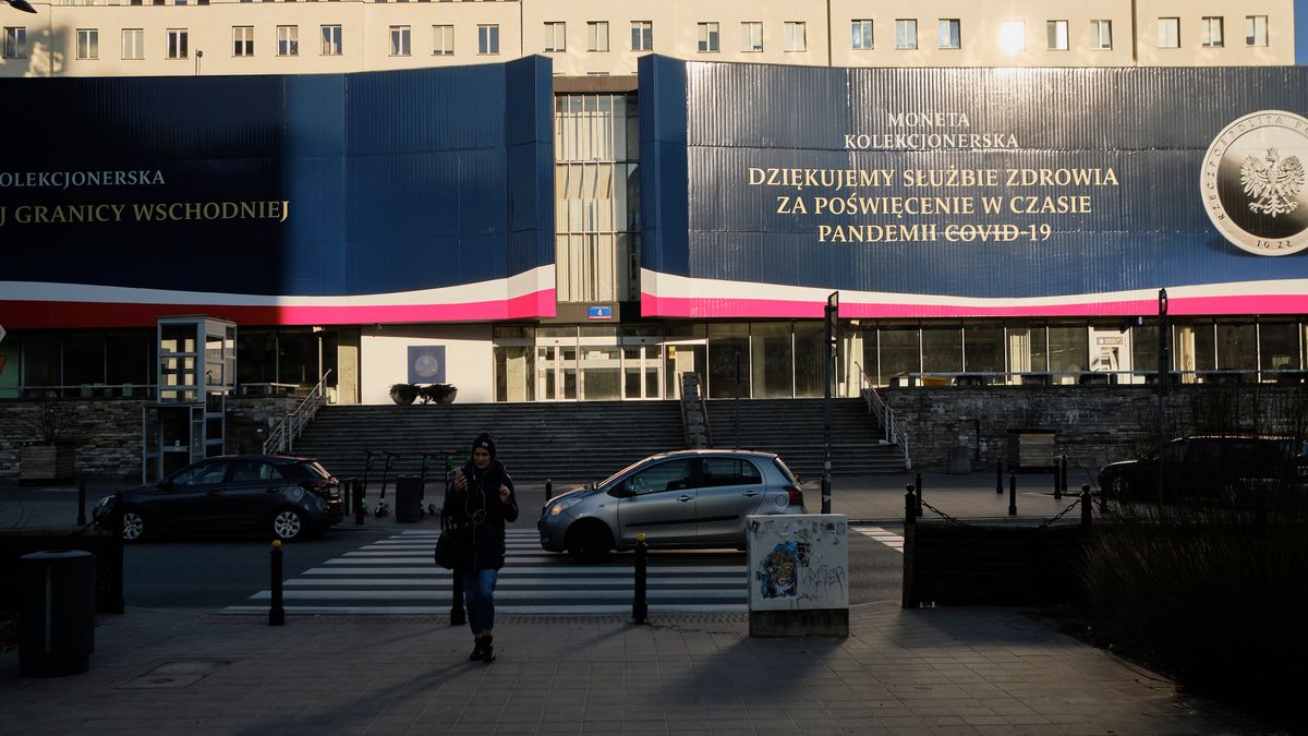 Signage for Poland's central bank, also known as Narodowy Bank Polski (NBP), in Warsaw, Poland, on Monday, Feb. 28, 2022. Polands prime minister warned that Russia may attempt to block the more than 300-mile border it shares with Ukraine, where tens of thousands of people have been fleeing the war. Photographer: Bartek Sadowski/Bloomberg via Getty Images