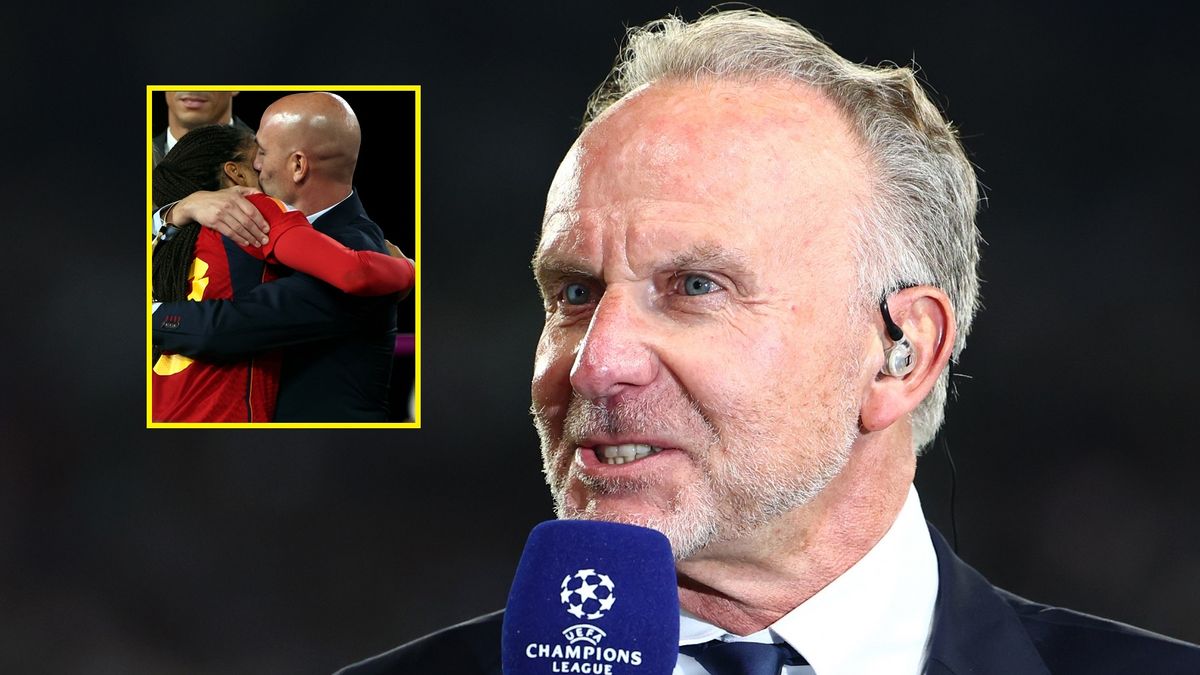 Na zdjęciu: Karl-Heinz Rummenigge, w ramce Luis Rubiales całujący piłkarkę