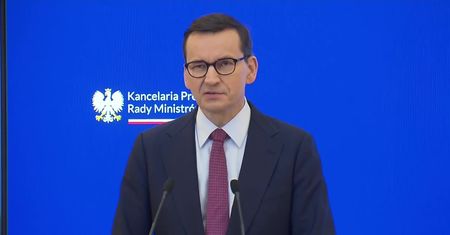 Darmowe laptopy dla uczniów. 370 tysięcy 10-latków dostanie taki sprzęt