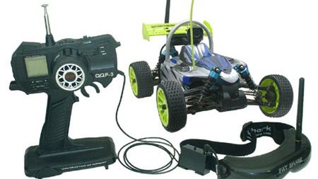 Zdalnie sterowane auto w trybie „first person” 1