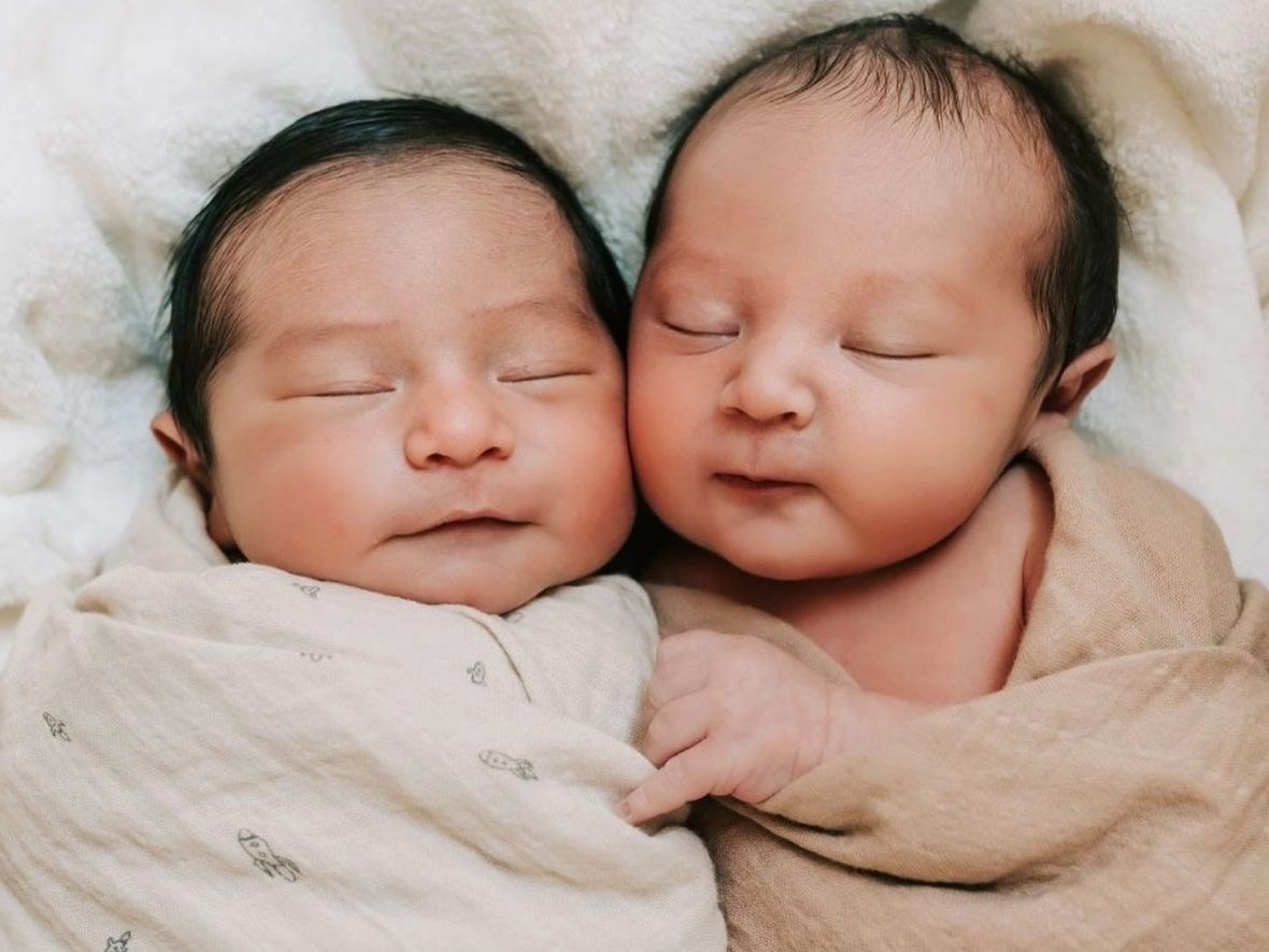 Bliźniaczki urodziły tego samego dnia