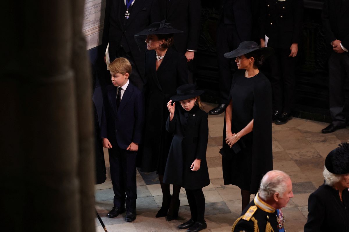 Kate z dziećmi na pogrzebie królowej