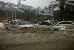 Arabia Saudyjska. Ulewne deszcze doprowadziły do gwałtownych powodzi