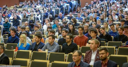 Studenci przekonali się do nowej legitymacji. Ułatwia dostęp do zniżek