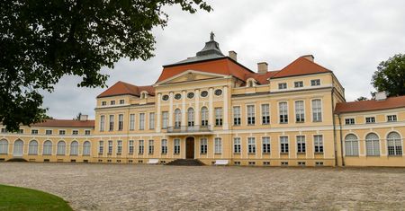 Rogalin: pałac, dęby i tajemnice, o których nie słyszałeś