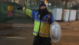 Polski dziennikarz nagrał, jak zachował się angielski policjant