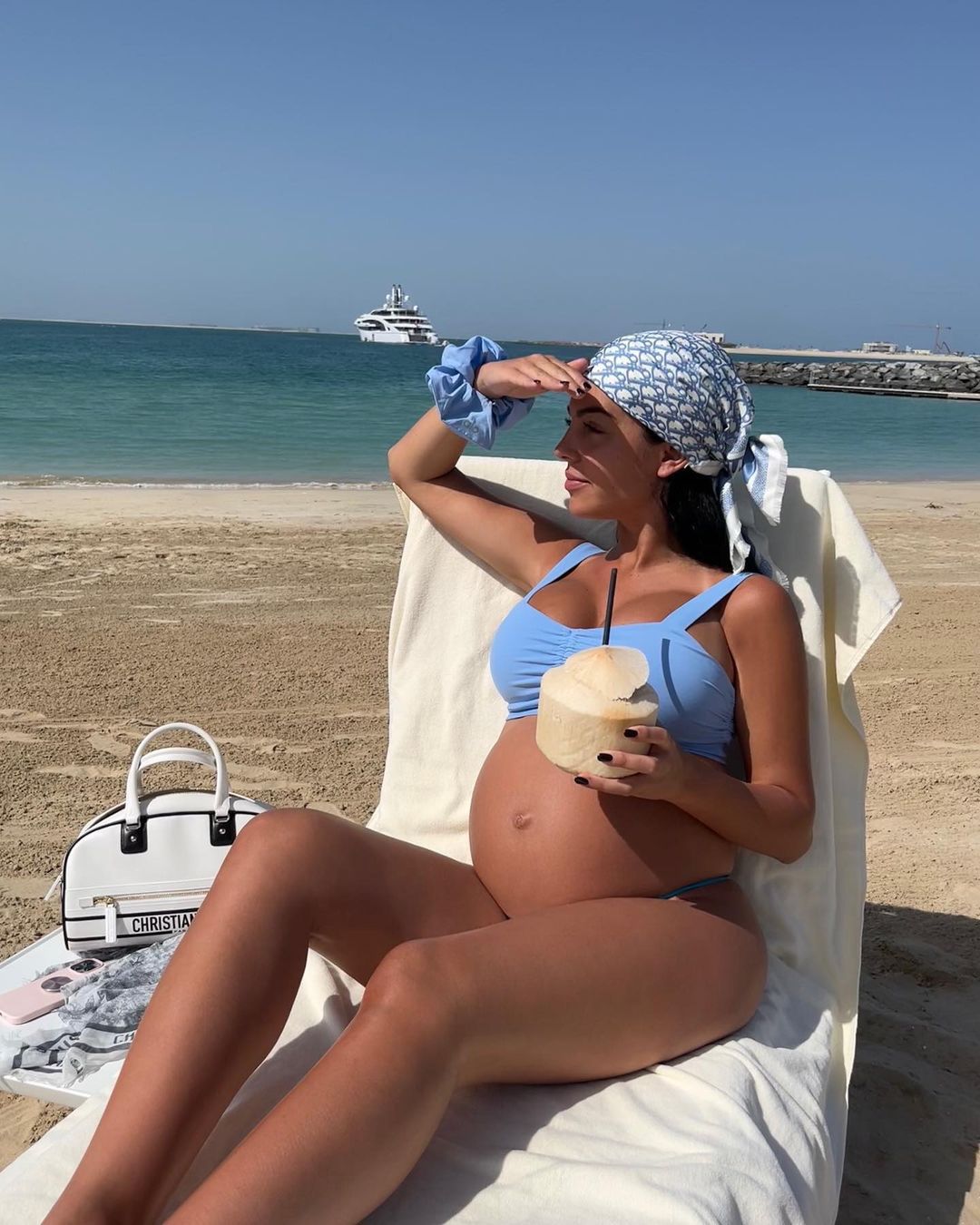 Georgina Rodriguez w ciąży w bikini