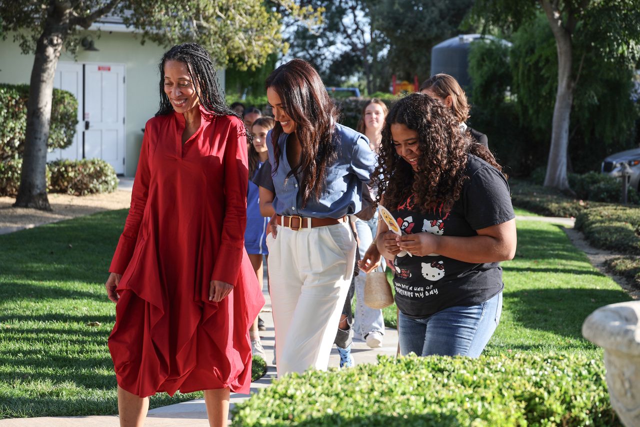 SANTA BARBARA, CALIFORNIA - OCTOBER 02: (EXCLUSIVE COVERAGE)  Dr. Stephanie J. Hull and Meghan Markle, The Duchess of Sussex seen at Girls Inc. of Greater Santa Barbara on October 02, 2024 in Santa Barbara, California. Meghan, The Duchess of Sussex visited Girls Inc. of Greater Santa Barbara which coincided with the announcement of contributions from The Archewell Foundation, Pivotal Ventures, and the Oprah Winfrey Charitable Foundation to support a partnership between Girls Inc. and #HalfTheStory on International Day of the Girl. (Photo by Eric Charbonneau/The Archewell Foundation via Getty Images)