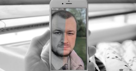 Jak zeskanować i pokolorować czarno-białe zdjęcie? Wystarczy telefon i kilka kliknięć