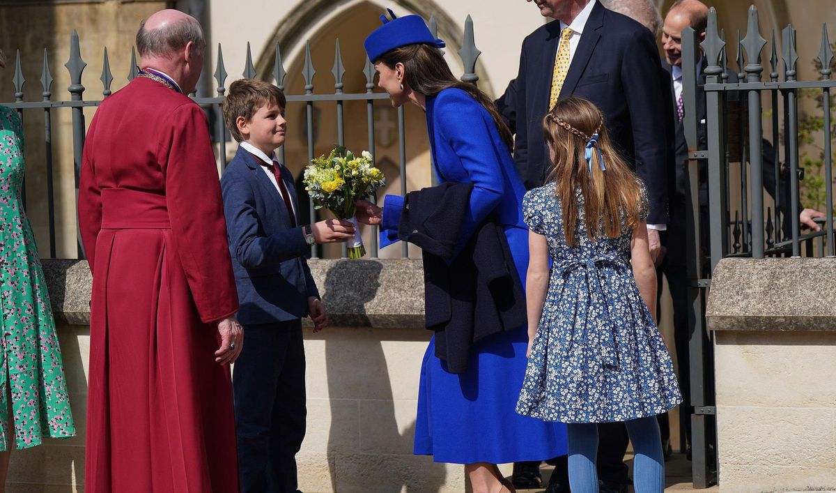 Księżna Kate z rodziną na krótkim spotkaniu z duchownym
