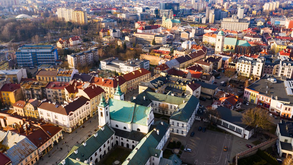 Centrum Rzeszowa z lotu ptaka - zdjęcie ilustracyjne
